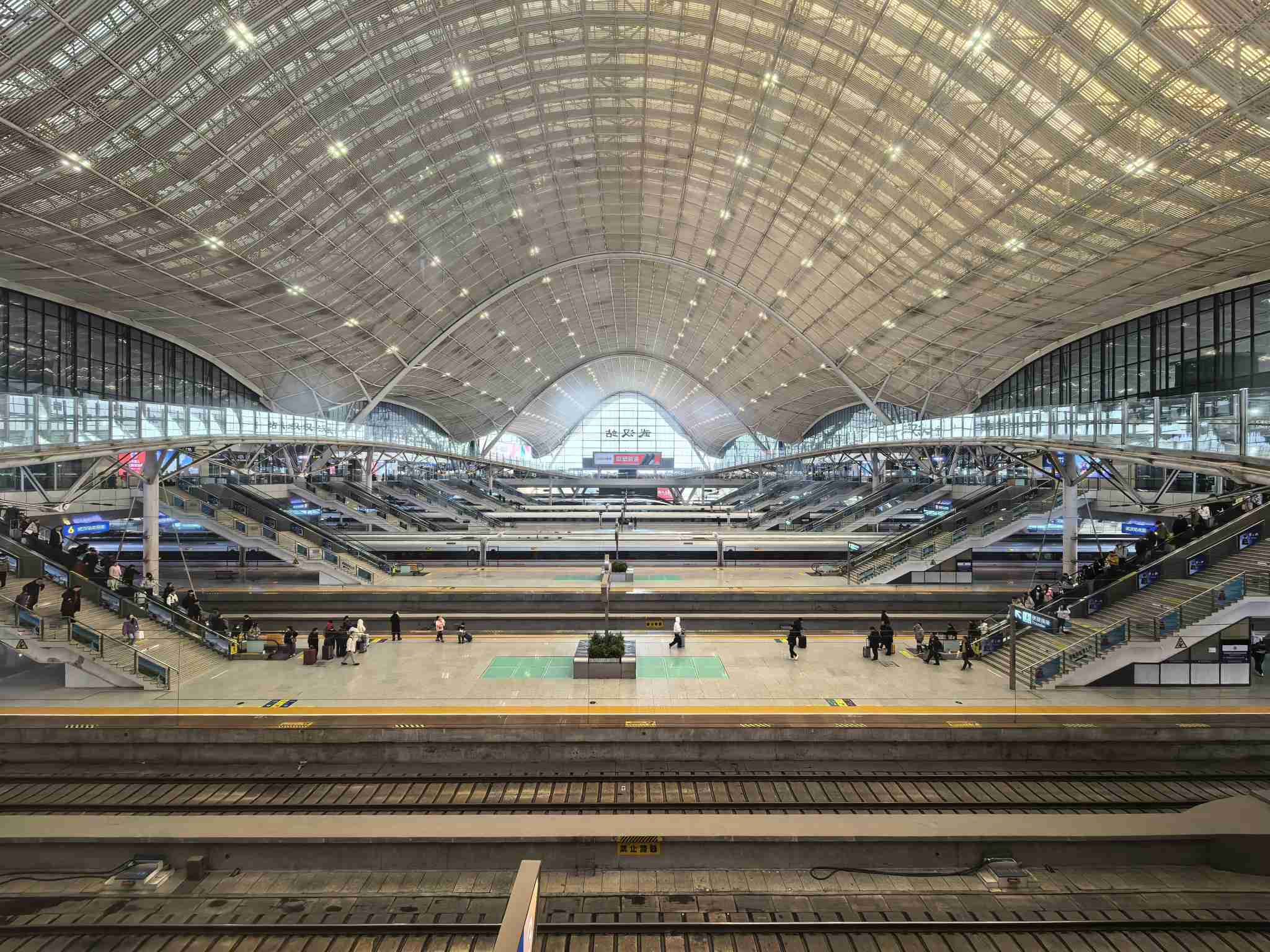 春运首日 武铁精心守护旅客安全有序出行