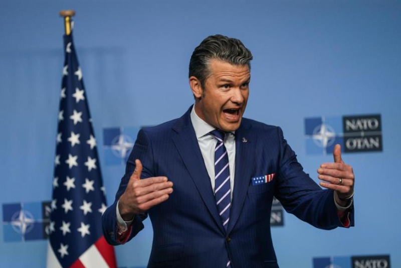 红线与火药桶：美伊谈判桌与战场边缘的危险平衡