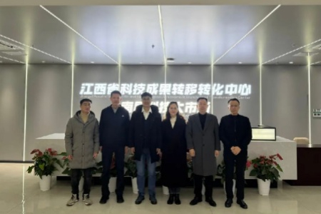 厦门圣科集团赴赣&ldquo;联姻&rdquo;   携手构筑&ldquo;空气净化与大健康&rdquo;产业高地