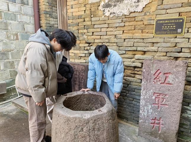 红韵铸魂承薪火 擂茶问道启新程 福建农林大学学子泰宁红色非遗实践纪实