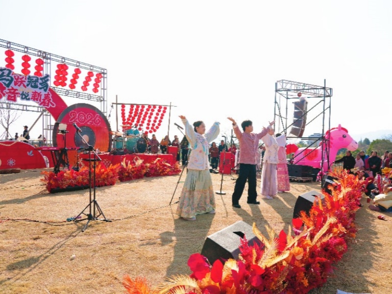 福建连城：文旅盛宴引客来 消费热潮燃新春