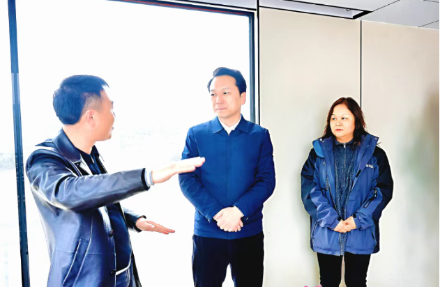 湘潭县委书记王利春节后首日带队调研重点企业 部署"复工稳产+服务护航+安全筑基"三重保障