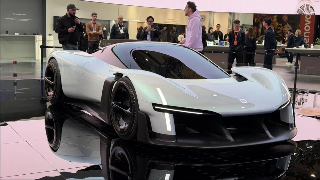 中企 MWC 2026：从追光者变身光源