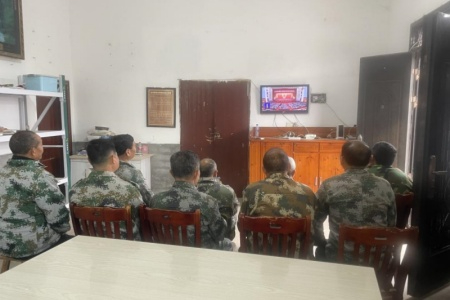 濯田退役軍人&ldquo;組團&rdquo;看兩會：從&ldquo;橄欖綠&rdquo;到&ldquo;鄉(xiāng)村紅&rdquo;的奮進接力