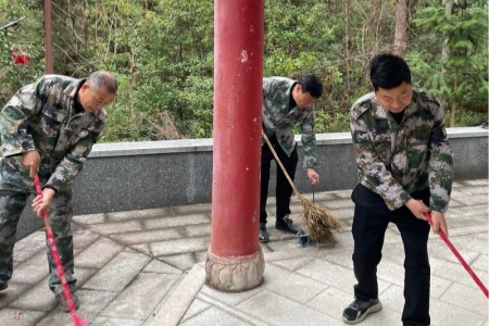 長汀縣退役軍人事務(wù)局：傳承弘揚(yáng)雷鋒精神 志愿服務(wù)多點(diǎn)開花