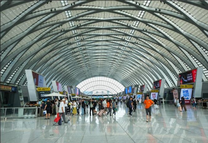 京津城際運(yùn)能提升52%！天津&ldquo;站產(chǎn)城&rdquo;融合新政落地，雙城通勤迎升級(jí)版