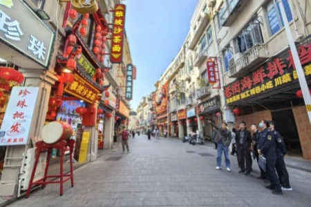 護(hù)航&ldquo;老字號(hào)&rdquo;金字招牌 廈門(mén)開(kāi)展&ldquo;3&middot;15&rdquo;前市場(chǎng)秩序巡檢