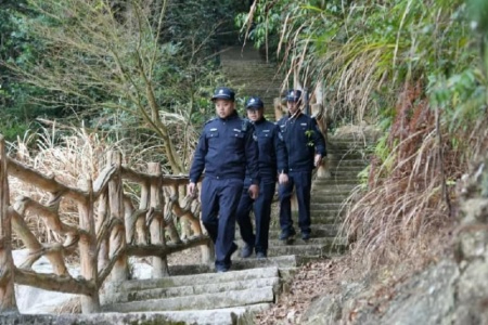 福建古田公安多措并举 织密春季森林防火安全网
