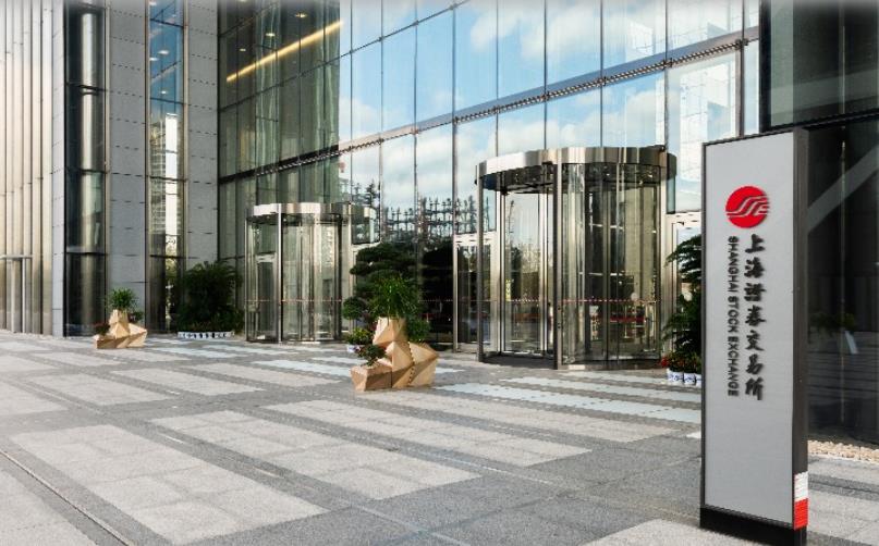 沪市分红&ldquo;红包雨&rdquo;超8000亿！460家公司年报派现创纪录，&ldquo;一年多次&rdquo;成新常态