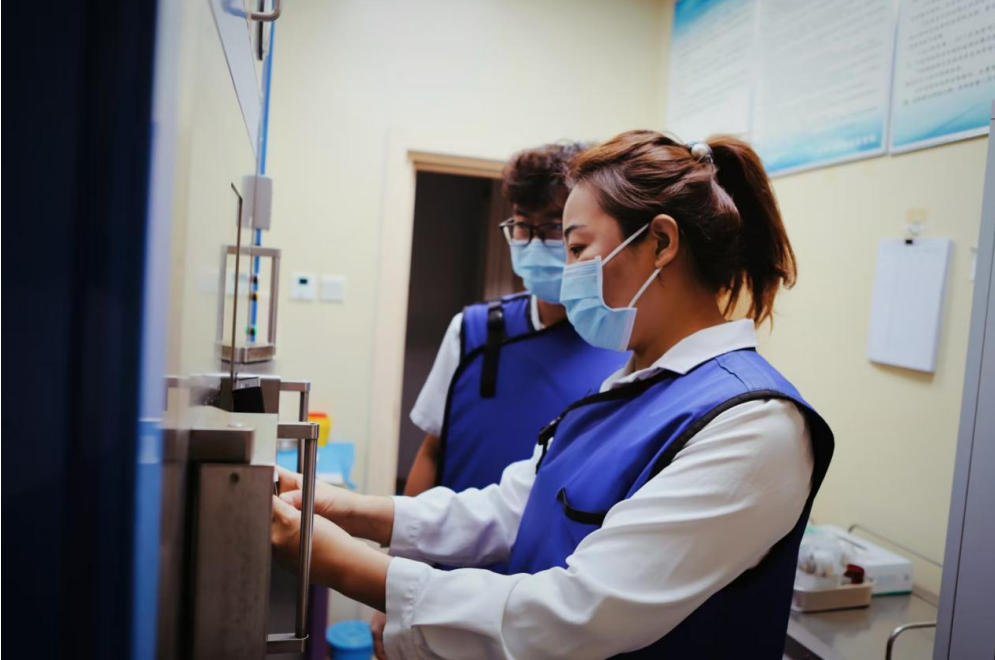 医疗护理专家张凌燕：执责任笃行之笔，书医者担当华章