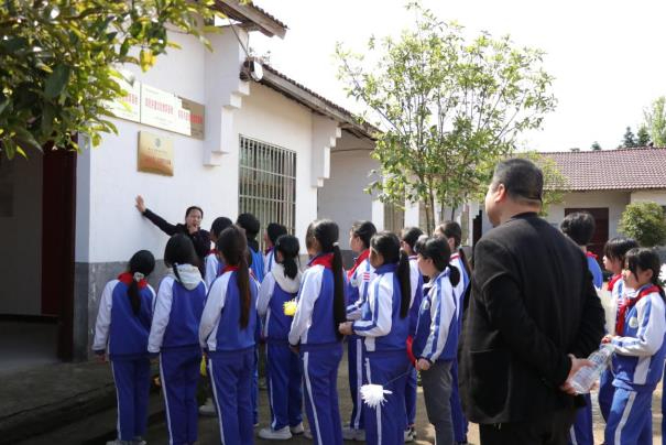 湖南邵东云山小学清明祭英烈：为时代新人铸就精神之基