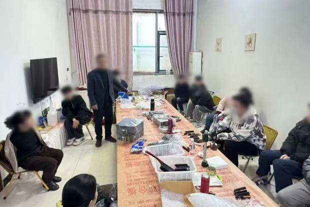 醴陵警方雷霆出击 破获千万元特大制售非法电子烟案