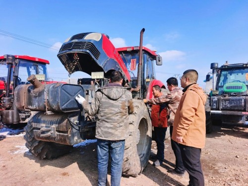 党建领航抢农时  红色引擎促春耕