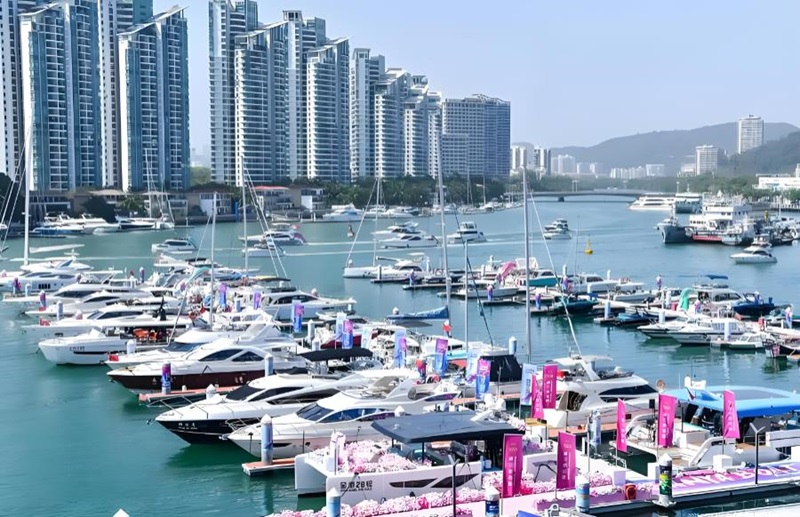 第六届消博会倒计时5天：封关首秀亮点纷呈，全球3400余品牌齐聚海南