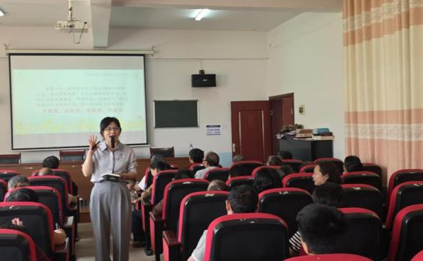 "向阳花"行动走进九龙岭 家庭教育指导润泽万家