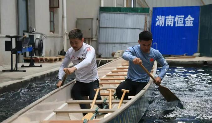 岳陽龍舟勁旅雨中礪劍 劍指2026&ldquo;龍超&rdquo;汨羅巔峰戰(zhàn)