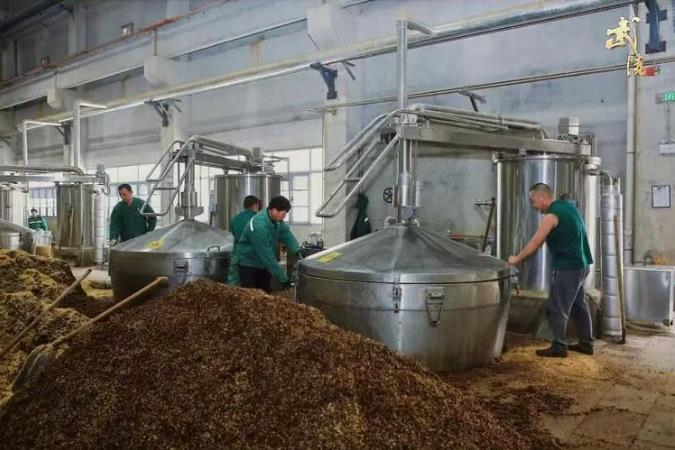 常德&ldquo;两酒&rdquo;百年沉浮：从名酒双星到产业复兴