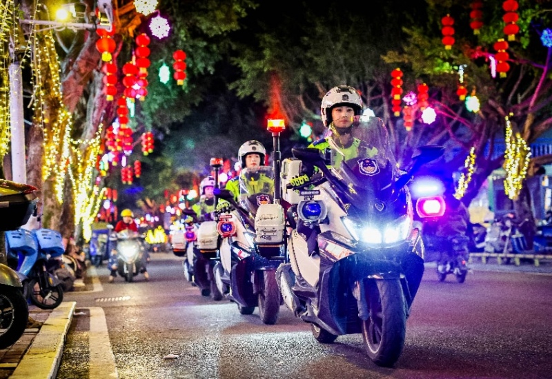 十五載守護(hù)路 六度獲殊榮 - 福安女子護(hù)學(xué)崗中隊(duì)榮獲&ldquo;全國(guó)工人先鋒號(hào)&rdquo;