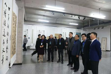 &ldquo;墨舞新天&rdquo; 全國十城市書法篆刻聯(lián)展鞍山站開幕