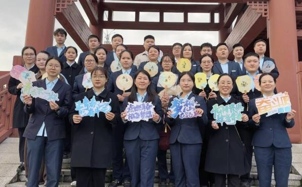 凝聚青春力量 賦能高質(zhì)量發(fā)展 - 湖南新邵郵政五四主題活動(dòng)側(cè)記