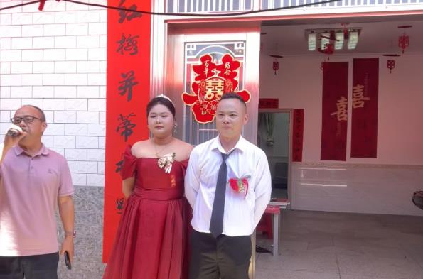 零彩礼、无车队、不攀比 - 汨罗&ldquo;六无&rdquo;婚礼为爱&ldquo;减负&rdquo;