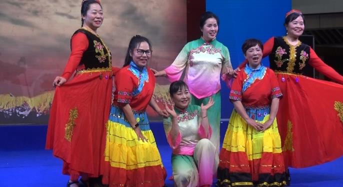 银发竞芳华 歌声颂时代 - 湖南邵东市辉煌俱乐部成立两周年庆典汇演侧记