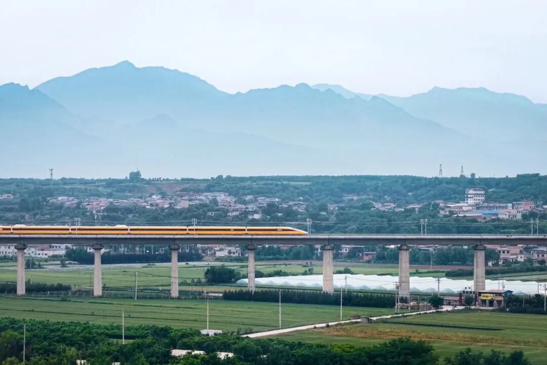 西十高铁启动全线拉通试验