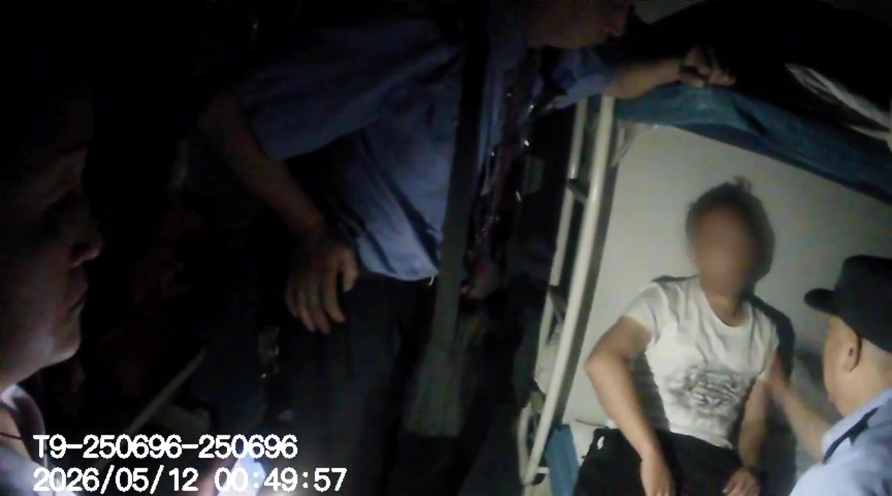 生死时速！K1656次列车临停 成功抢救昏迷旅客