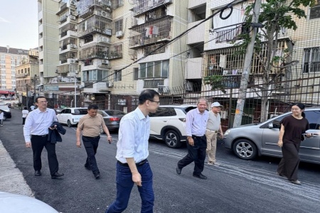 社区幸福基金落地见成效 爱心企业捐资修建惠民路