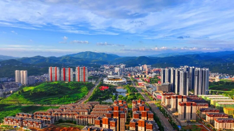 云岭大地绘就民生新画卷 -《云南省"十五五"规划纲要》厚植民生底色，把群众"急难愁盼"写进发展路线图