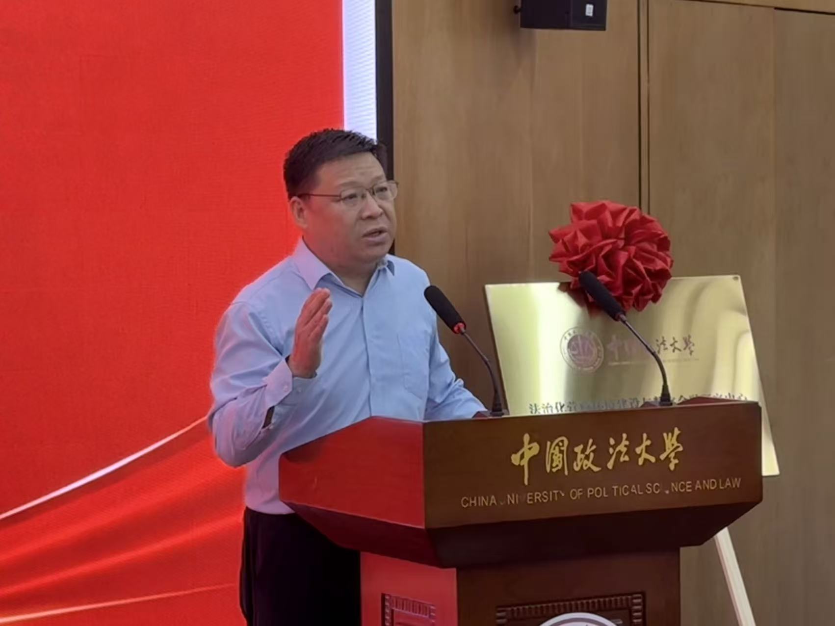 李振中：媒体在法治化营商环境建设中的独特作用