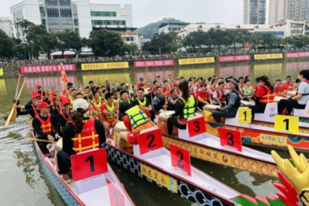 铁血军魂斩浪行 福建永定&ldquo;尊崇向阳&rdquo;退役军人龙舟队斩获首届&ldquo;百里龙岗&rdquo;龙舟赛季军