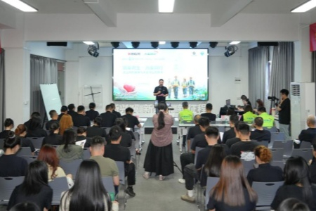 兴翼股份举办第八届&ldquo;无尘月&rdquo;公益活动 向大爱清尘基金会捐赠11.6万元