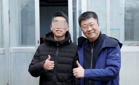 幸福社践行社会公益责任 开展助学捐赠 深耕教育帮扶事业