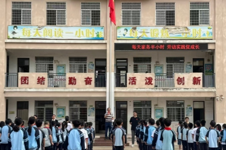漳州龙海普边小学推行&ldquo;每天家务半小时&rdquo; 家校联动深耕日常劳动教育沃土