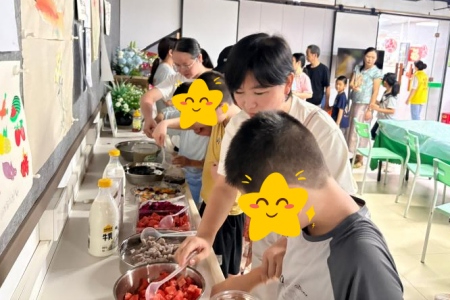 童心沁凉一夏 福州鼓楼区慈善总会以糖水DIY为星童点亮成长之光