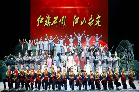 福建永定打造沉浸式红色音诗画剧 让党的创新理论飞入寻常百姓家