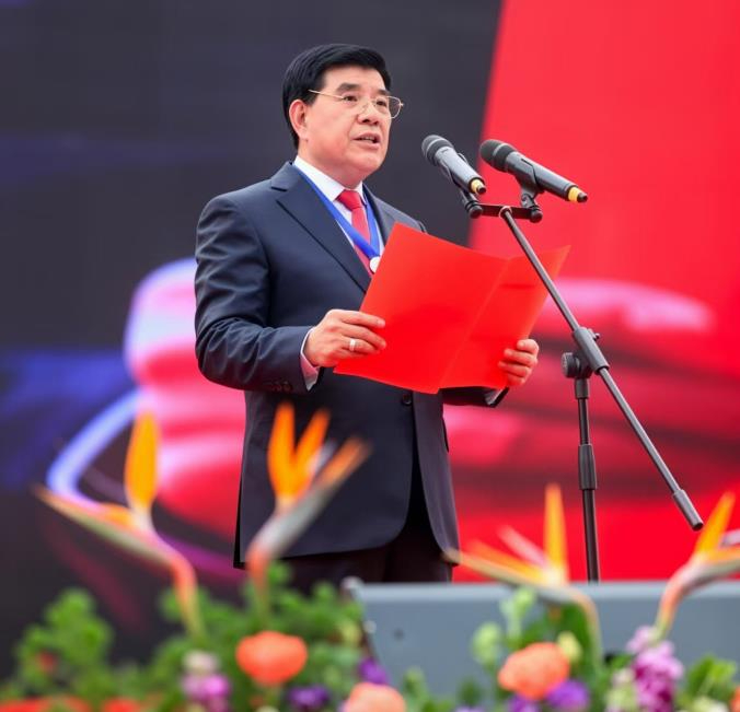 八旬乡贤黄玉彪：守法律底线 通人间烟火