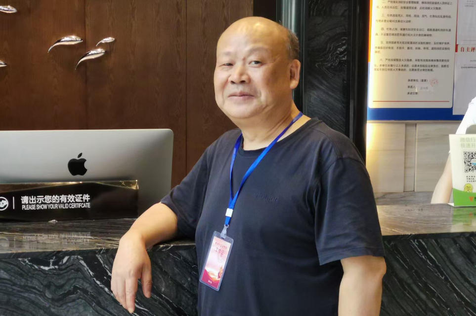 笔墨写初心  诗文叙芳华 - 记醴陵公安退休民警熊楚平