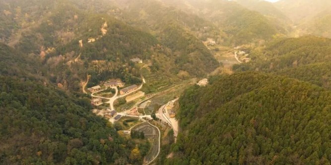 跟着品牌去旅行 - 渌水绕瓷城，甘泉识醴陵