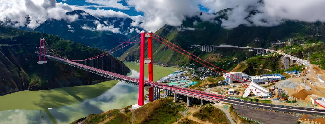 2.7万公里环疆通海大通道启幕 &ldquo;黄金大外环&rdquo;重塑中国经济版图