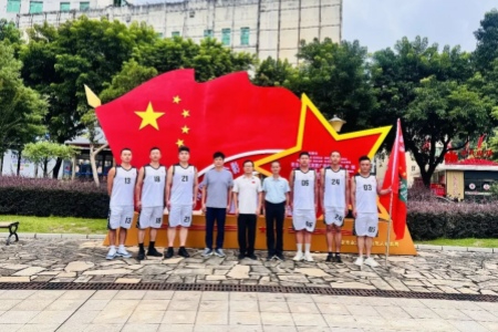 福建永定区成立&ldquo;尊崇向阳&rdquo;退役军人篮球队 以体育力量凝聚老兵队伍赋能地方发展