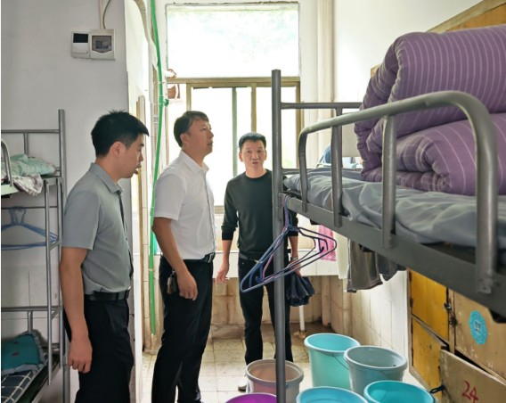 邵东市开展秋季开学食宿保障专项督导  聚焦学生&ldquo;关键小事&rdquo;做实民生&ldquo;大文章&rdquo;