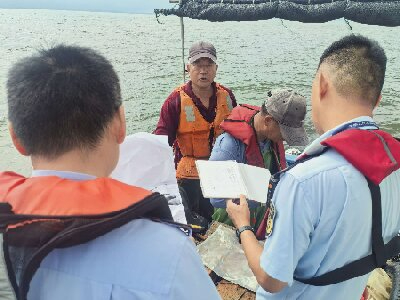 假日监管不松劲 厦门海洋执法岸海联动排查隐患保障重点海域通航安全