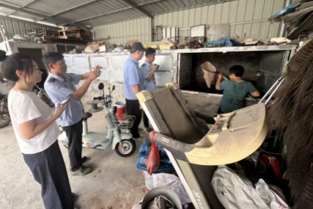 厦门海洋执法部门开展节前水产品安全专项检查 筑牢&ldquo;双节&rdquo;群众舌尖安全防线